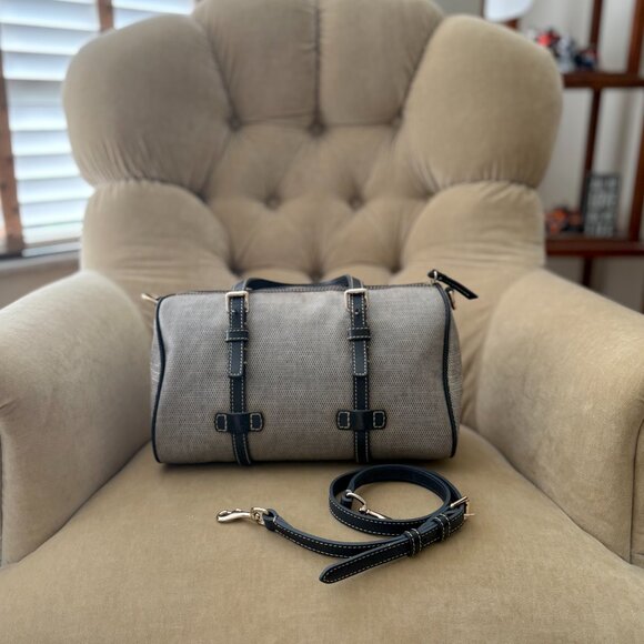 VTG Auth. DOONEY & BOURKE Iconic Coated Canvas J2687549 Convertible Satchel Bag - Picture 5 of 9